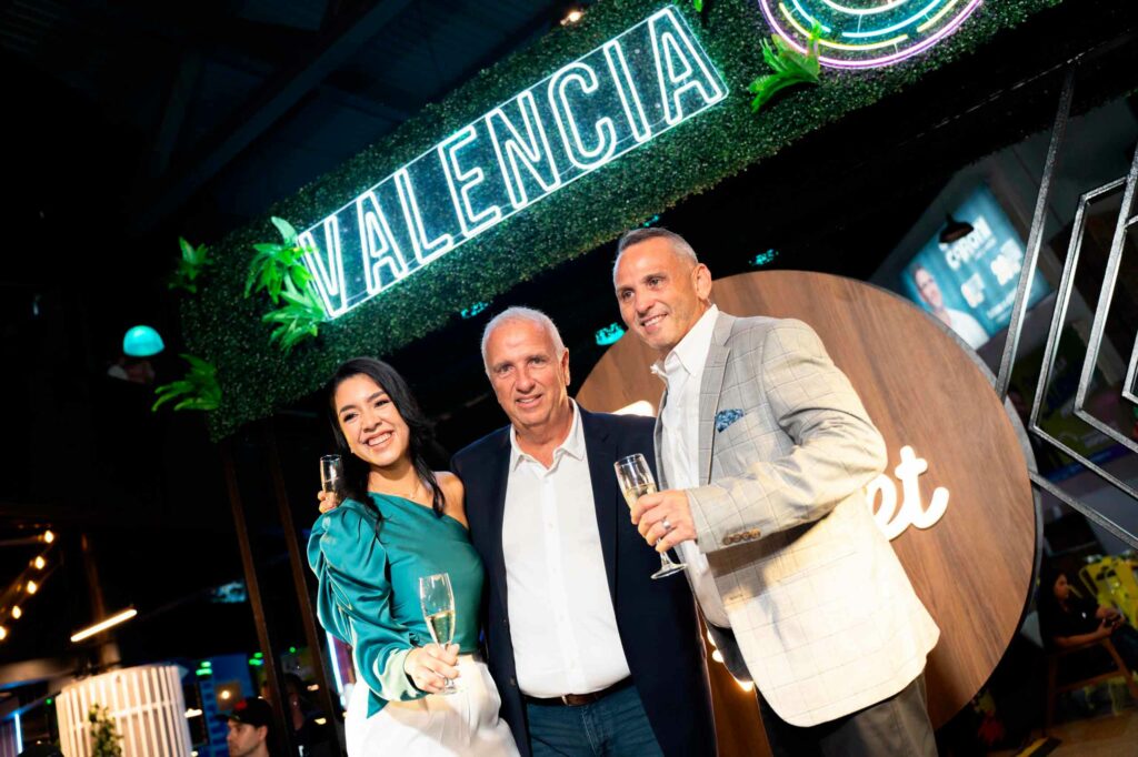 Sambil Valencia celebra la apertura de su renovada Zona Gourmet