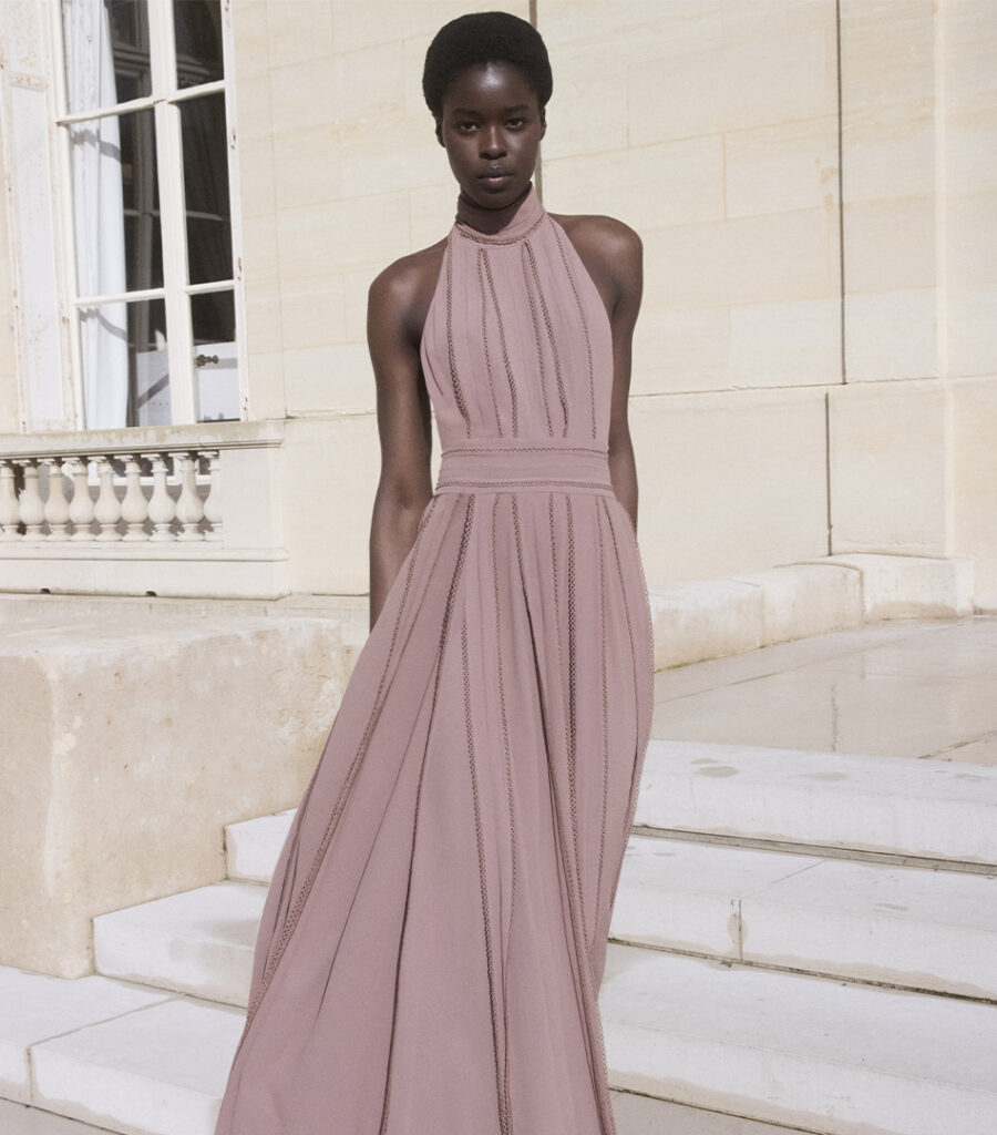 Resort 2025, la nueva colección del diseñador libanés Elie Saab