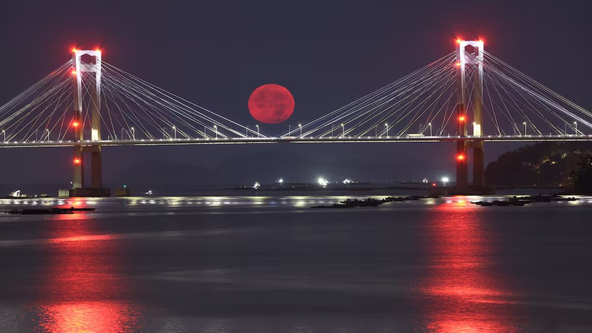 Así se vio la Superluna Azul de Esturión en todo el mundo