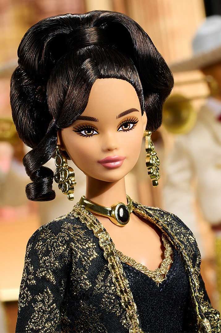 Barbie se inspira en el legado de Juan Gabriel para su nueva muñeca