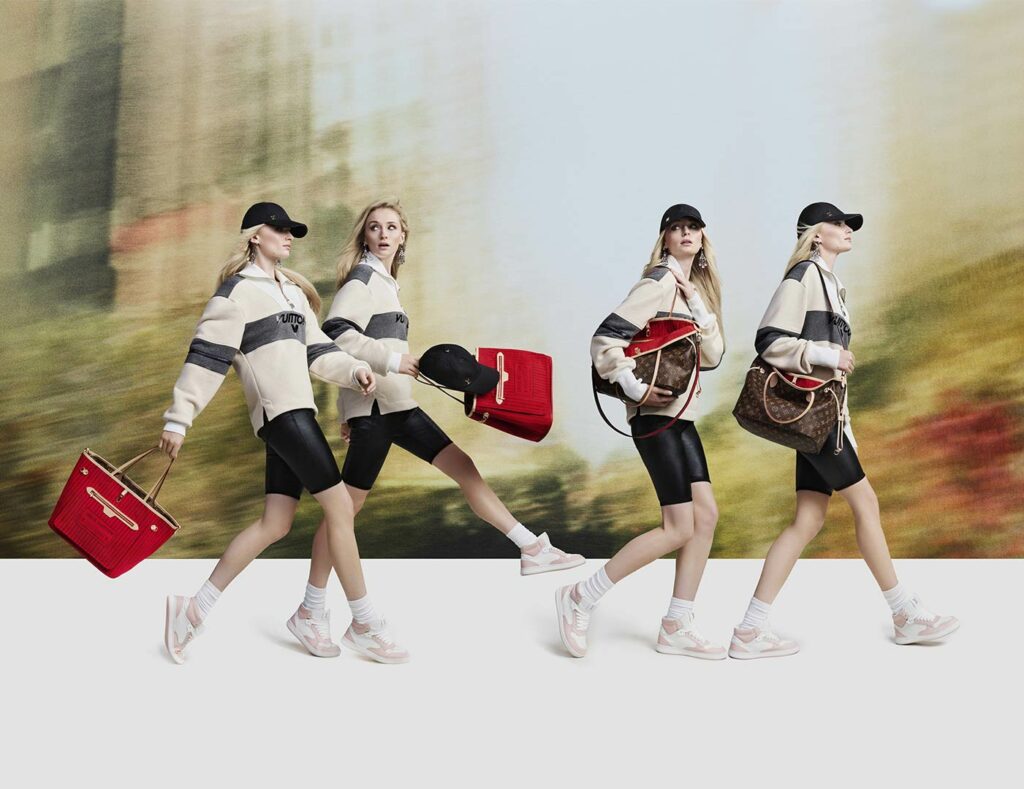 Louis Vuitton presenta su bolso reversible "Neverfull Inside Out"