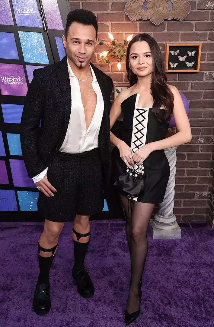 Corbin Bleu y Sasha Clements