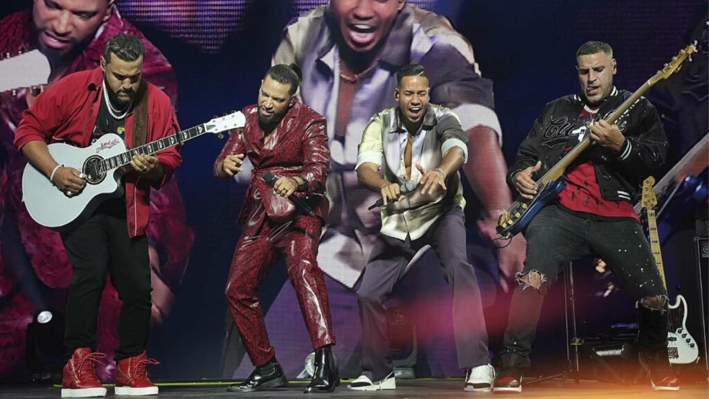 Billboard revela las giras latinas con mayores ingresos de 2024