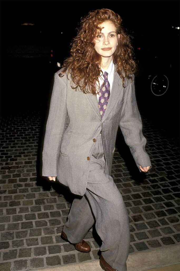 El traje que lució Julia Roberts para los Globos de Oro en 1990