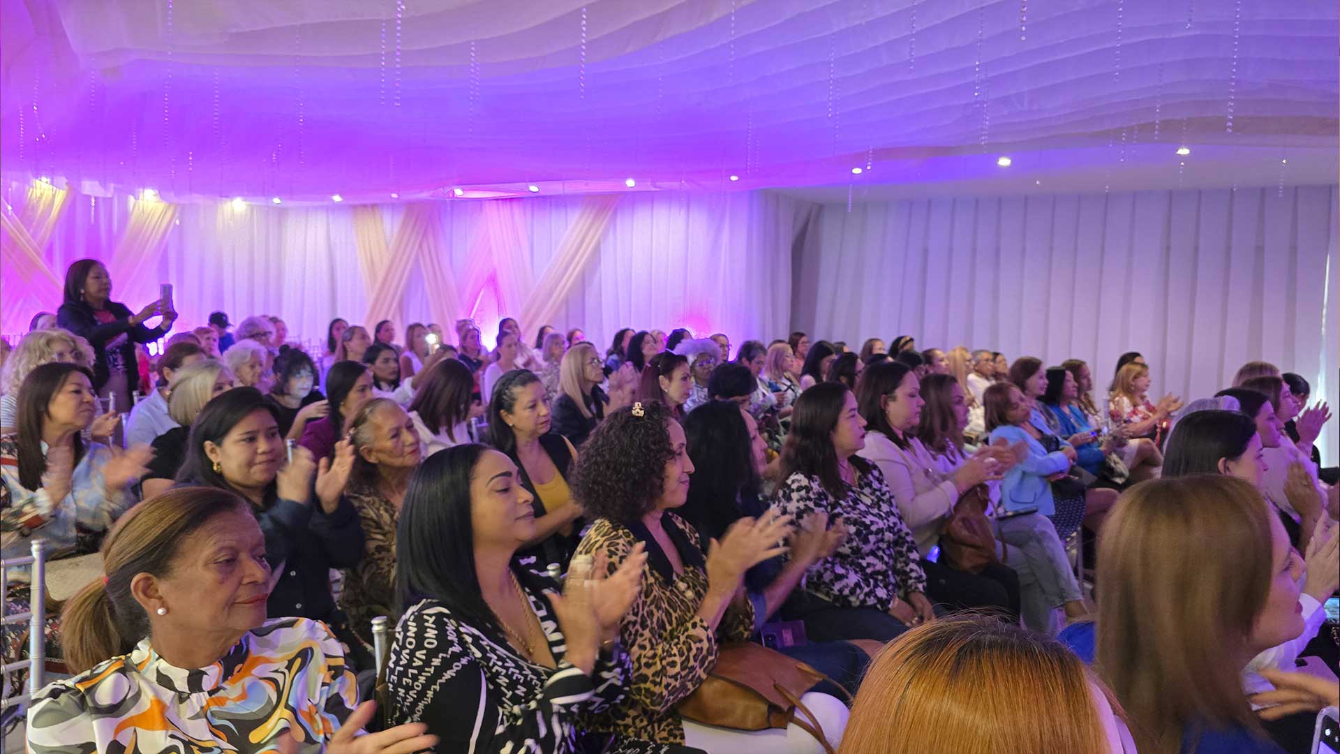 Funcamama celebró el Día de la Mujer con su nueva edición de Mujeres 360