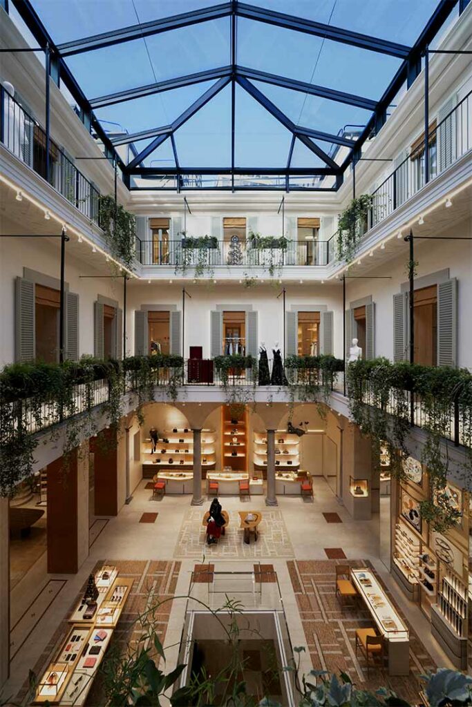 Milán celebra la primera Home Collection de Louis Vuitton