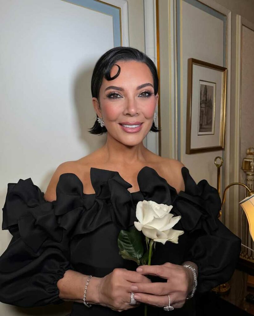 Kris Jenner look joven