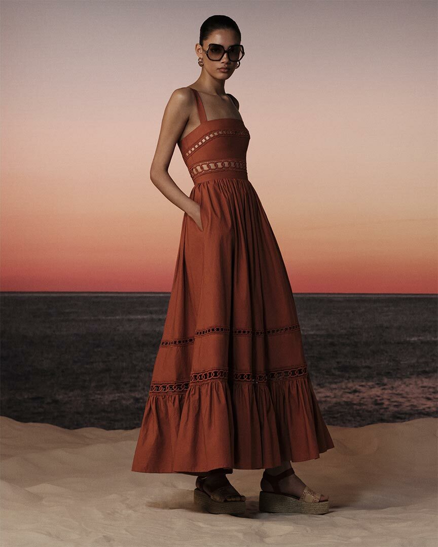 Elie Saab presenta su nueva colección Summer Escapade 2025