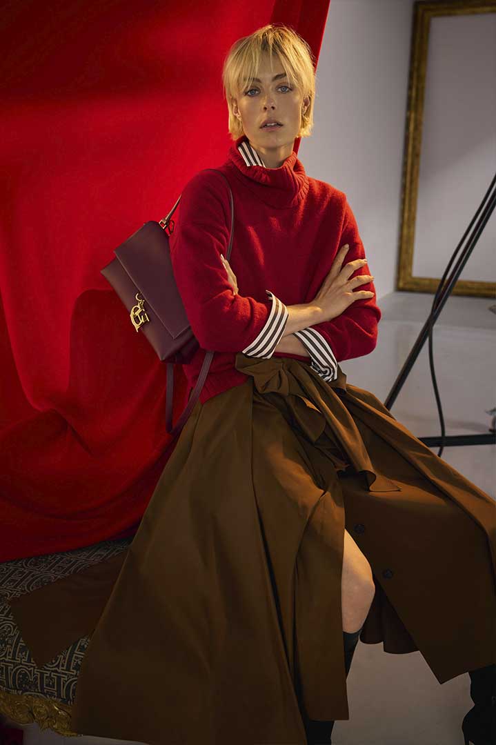 CH Carolina Herrera apuesta por la elegancia feroz para el otoño 2025