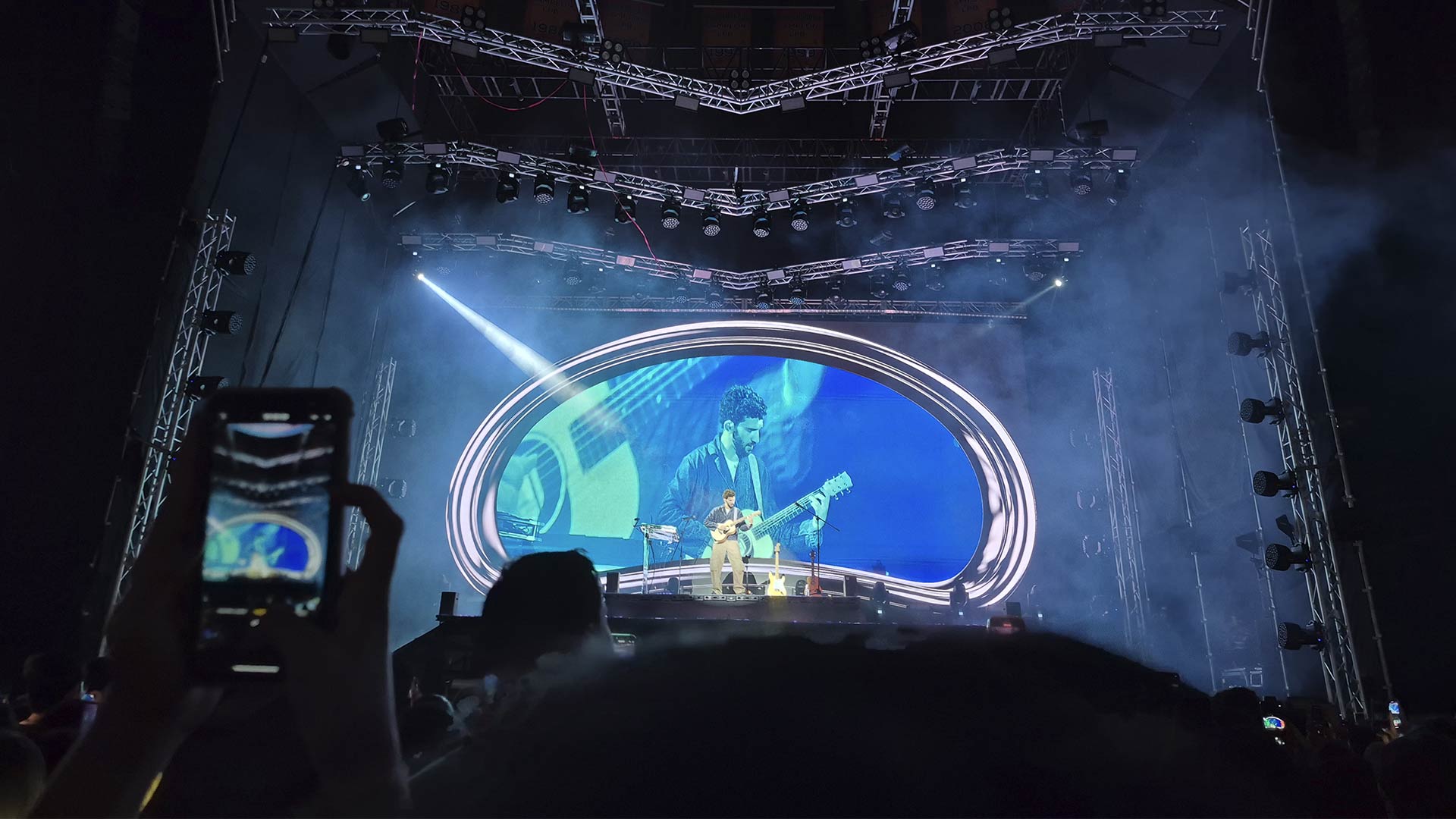 Concierto de Alleh y Yorghaki en el Forum de Valencia 2025