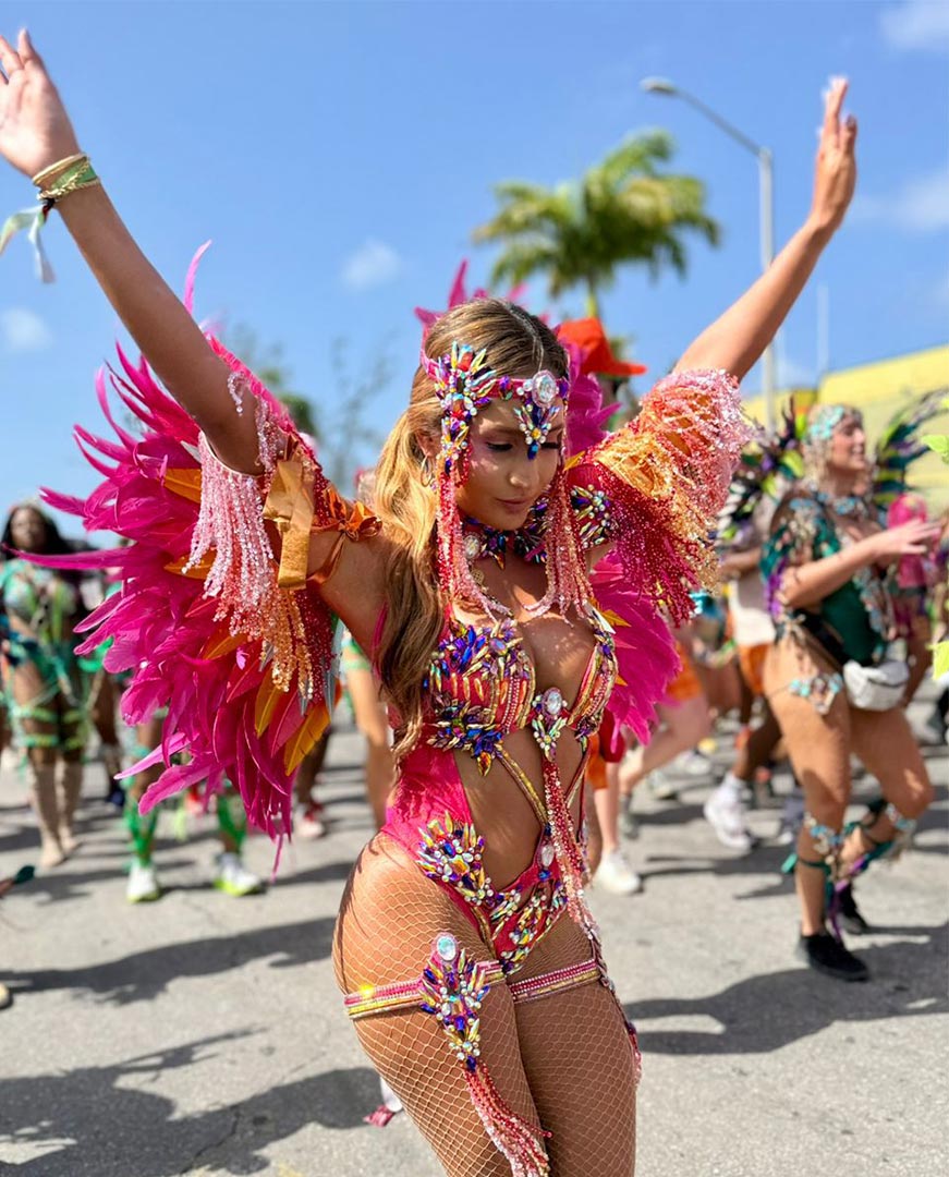 La venezolana Verónica Weffer brilla en el Crop Over de Barbados