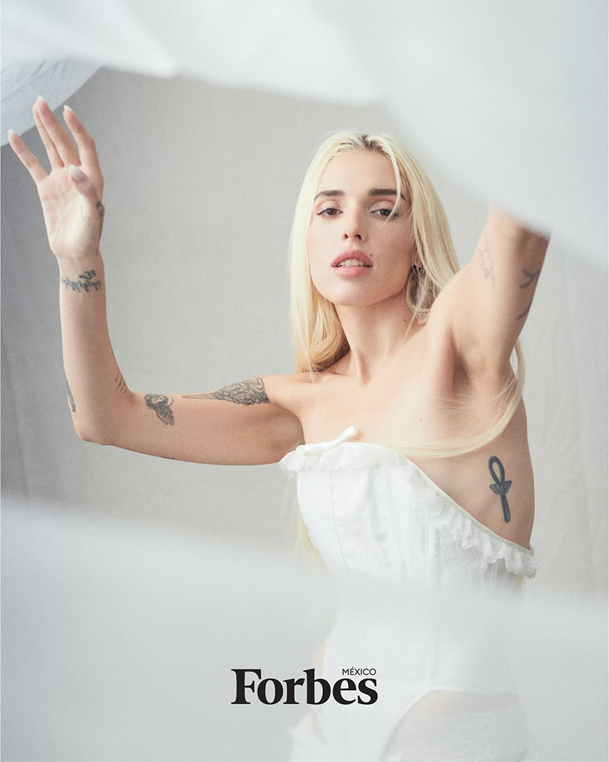 Venezolana Elena Rose protagoniza la portada de Forbes México