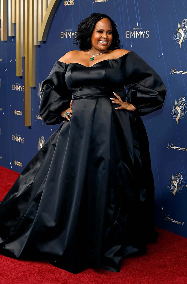 Natasha Rothwell en un Ines Di Santos personalizado