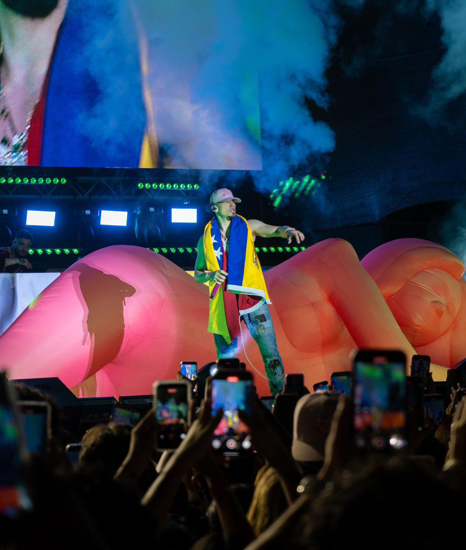 Así fue el explosivo concierto de Omar Courtz en Valencia