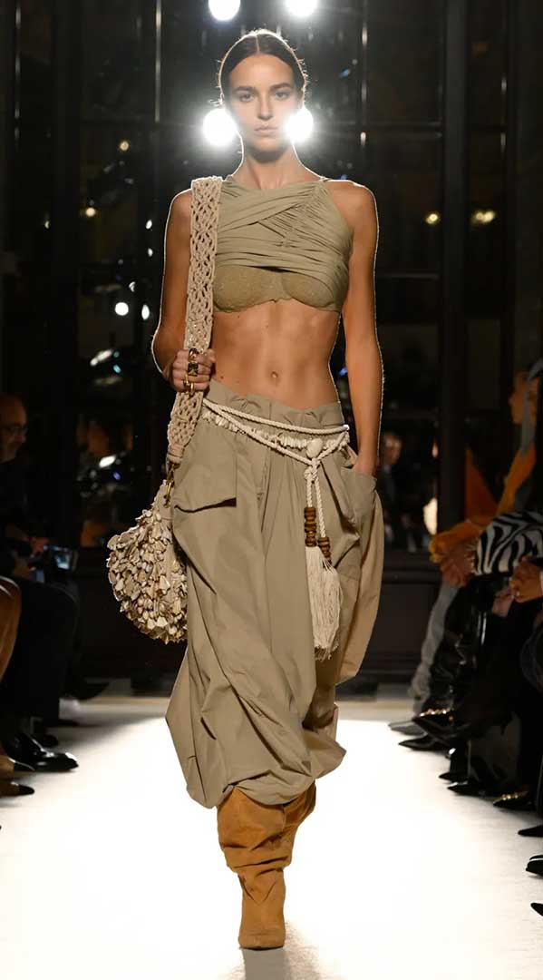 Balmain Primavera-Verano 2026 se viste Boho-Chic en París