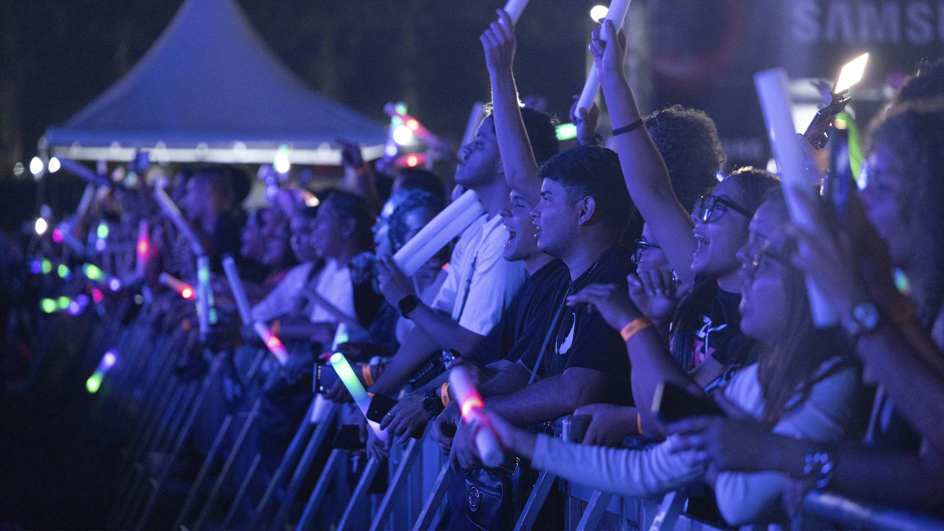 Más de 8 mil personas vivieron la experiencia CLX Night Run 2025