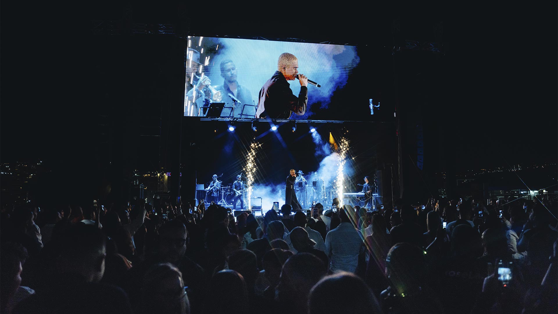 Noreh presentó mágico concierto de San Valentín en Caracas