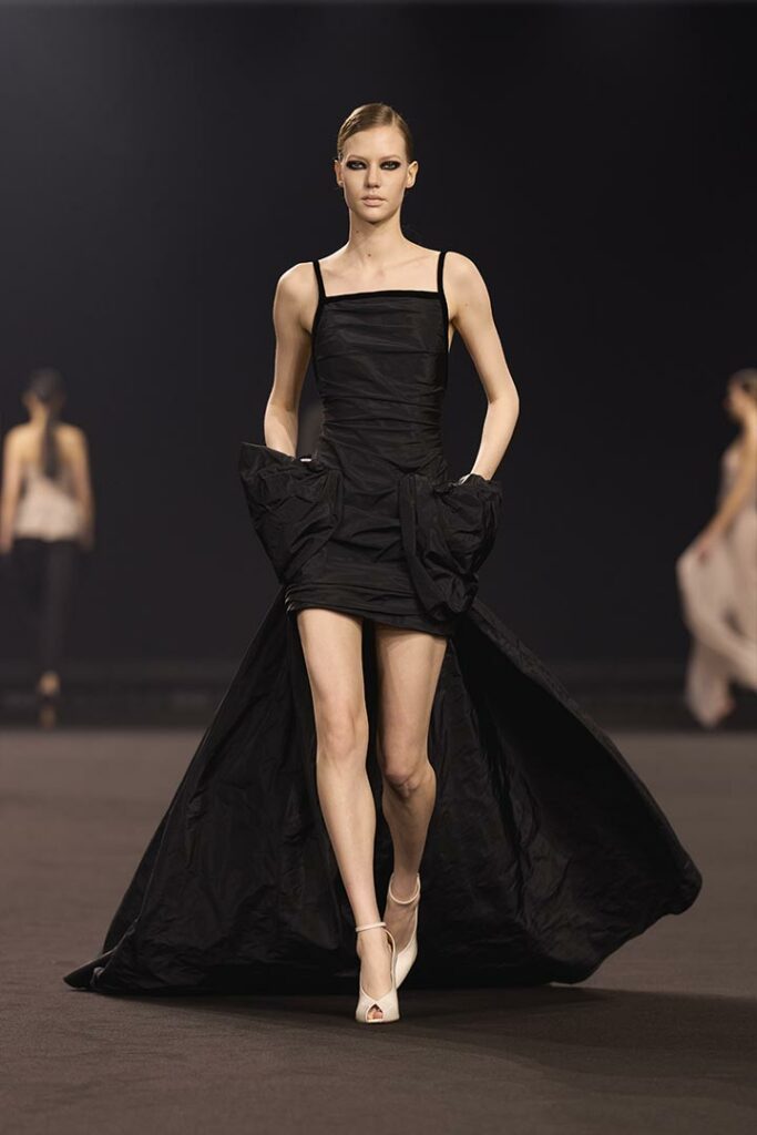 Elie Saab Otoño Invierno 2026 2027