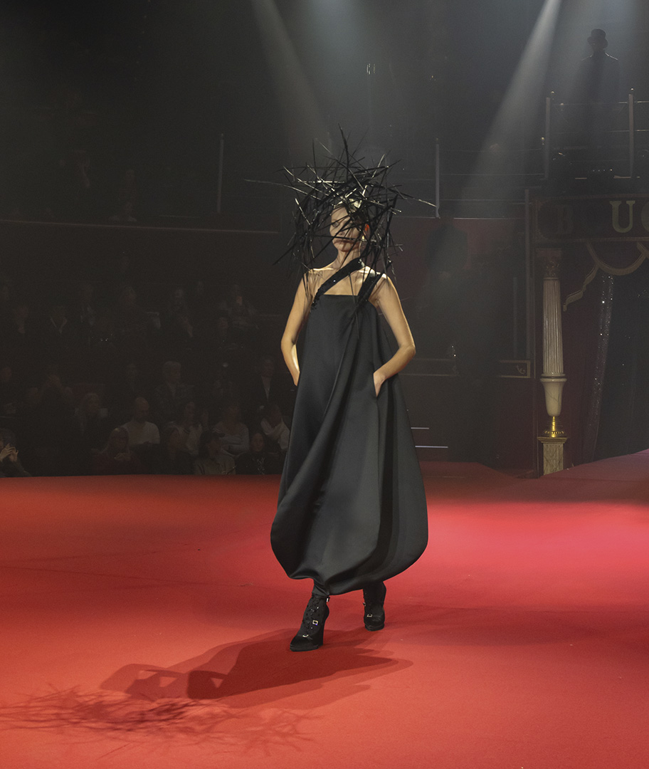 Stéphane Rolland presenta su colección primavera-verano 2026