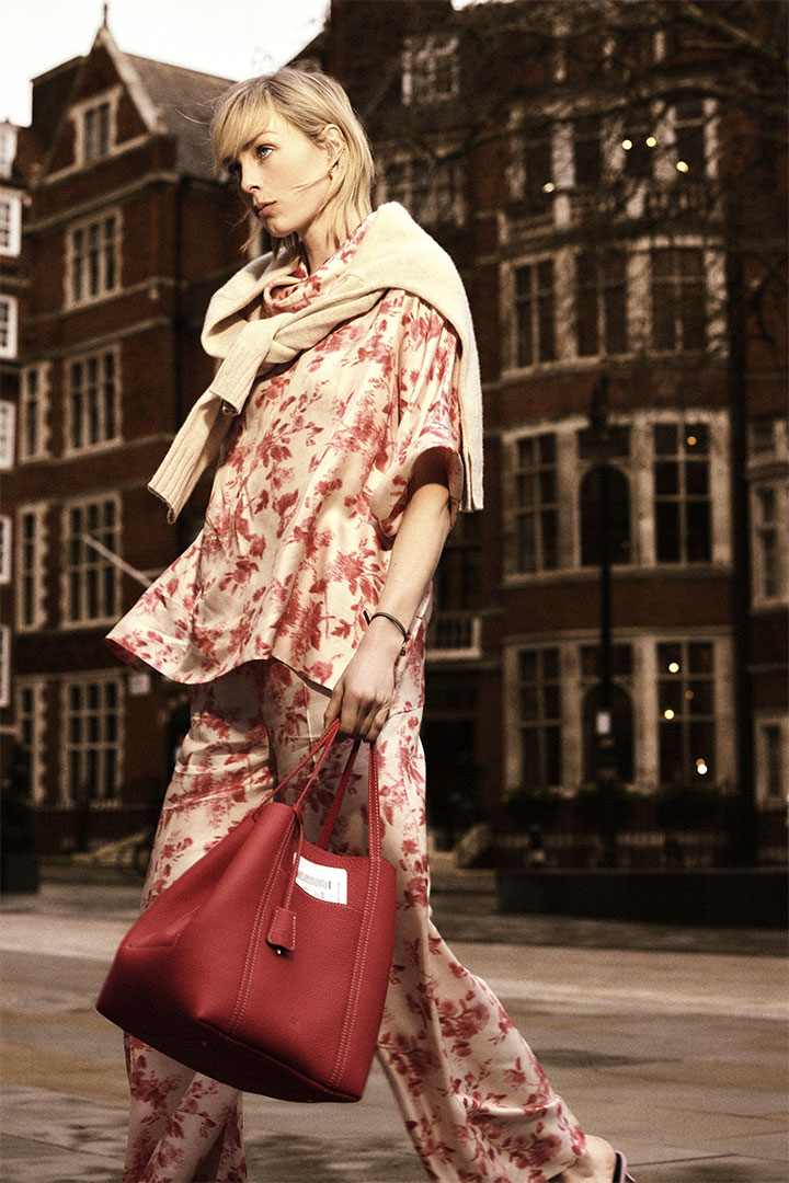 Matryoshka Pocket, el exclusivo bolso de CH Carolina Herrera