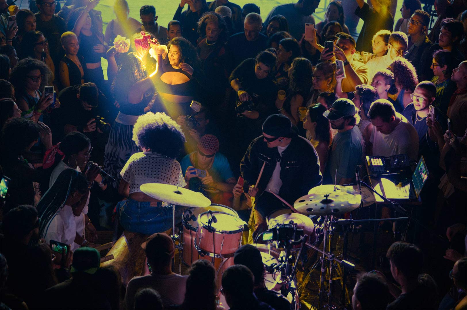 El explosivo concierto de Orestes Gómez en el Caracas Music Hal