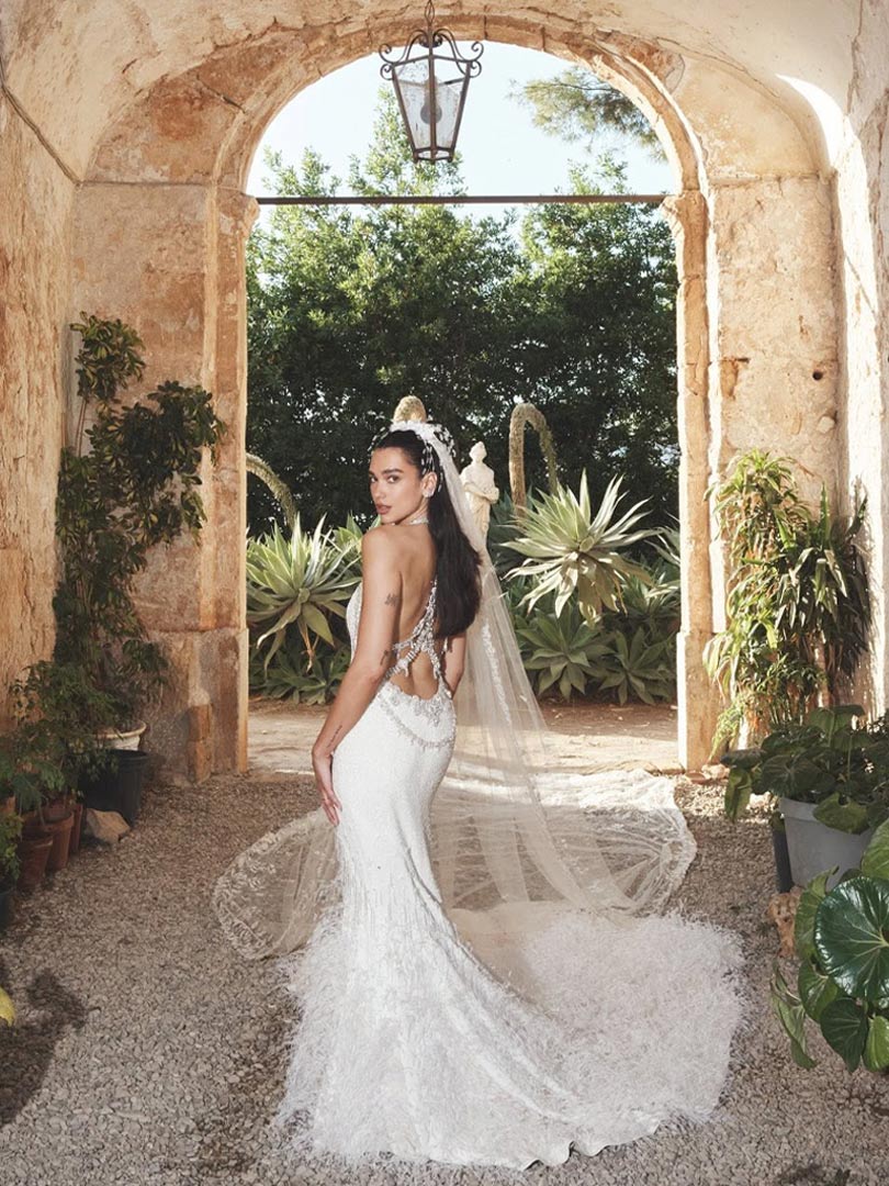 Fotos de la boda italiana de Dua Lipa y Callum Turner en Sicilia