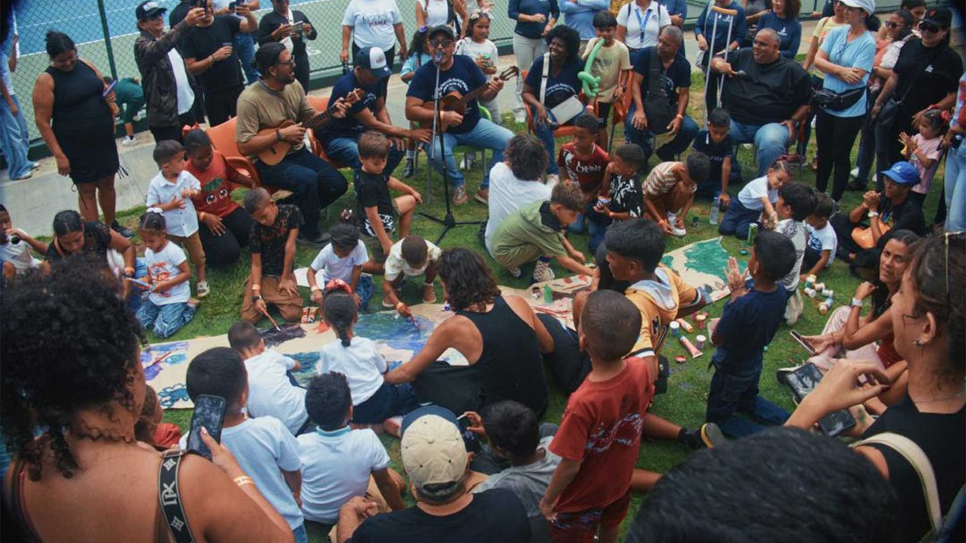 Bajo el Árbol y LOS MENOR3S se unieron por los niños de Naiguatá